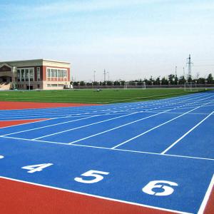 自结纹型塑胶跑道施工