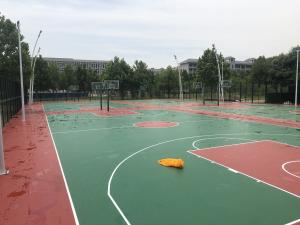 郑州市警察学院混合型硅Pu已完工正在试水